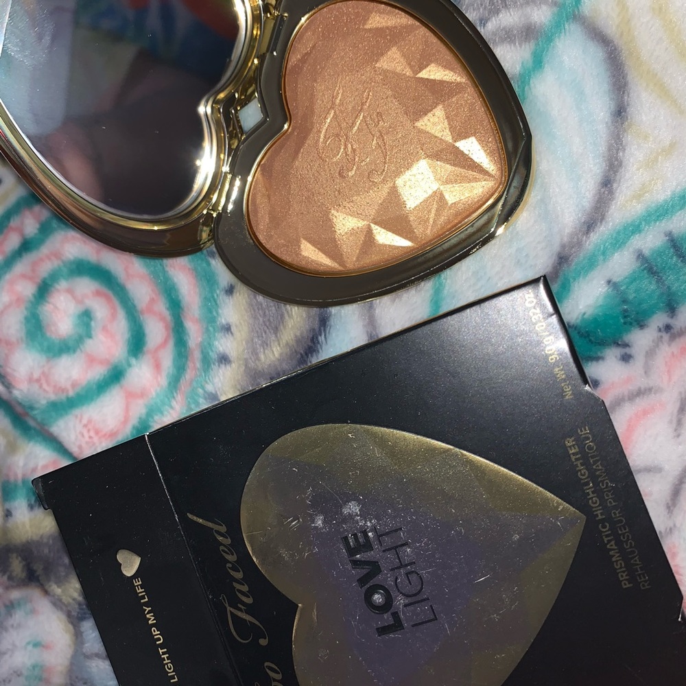 too faced highlight